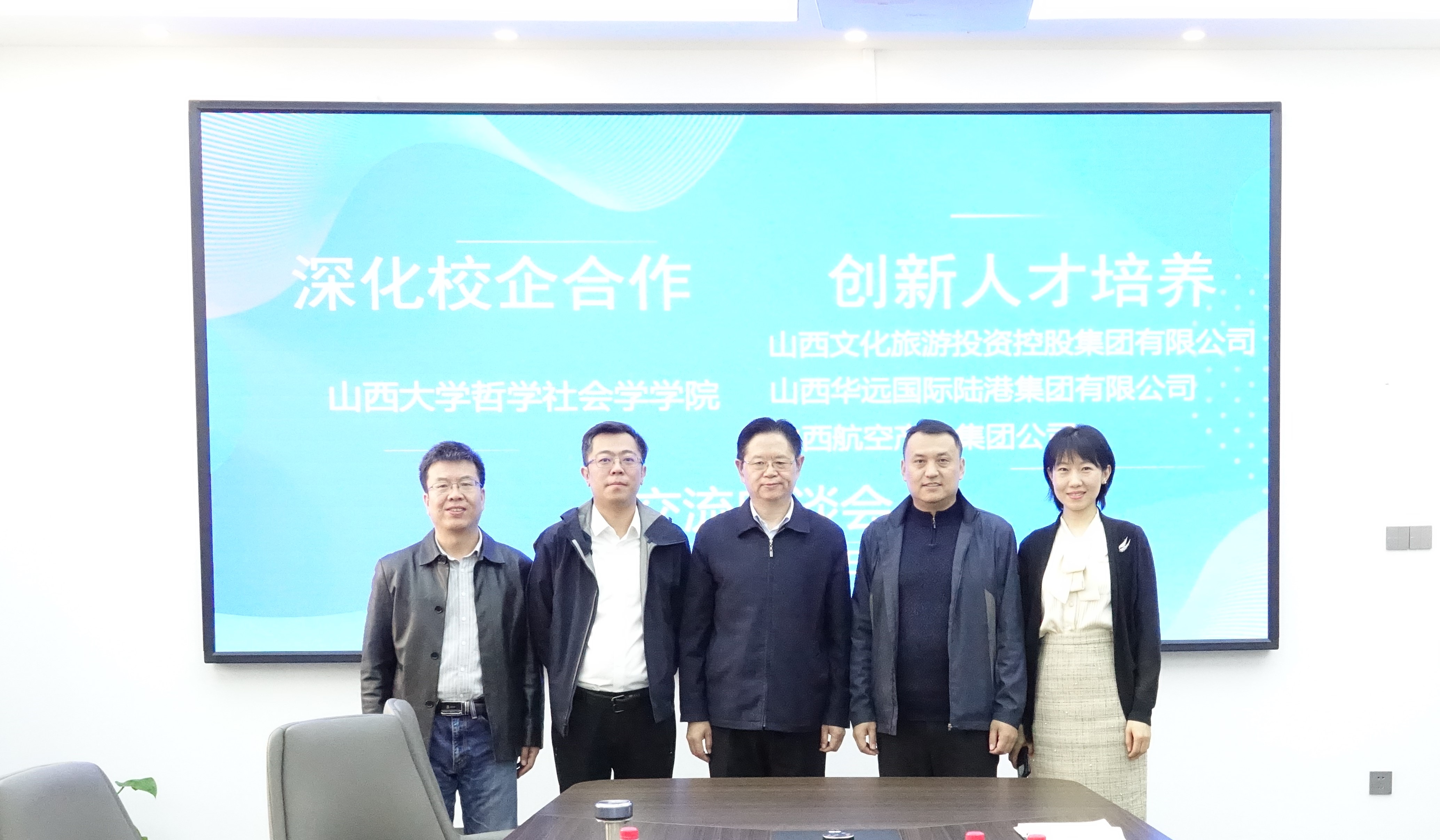 535fe5e4bc084383a149526bd5562d07.jpg 535fe5e4bc084383a149526bd5562d07.jpg