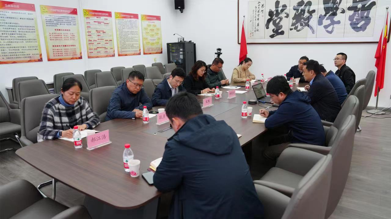 da1c8aeafa4d4d6abc0e232714316024.jpg da1c8aeafa4d4d6abc0e232714316024.jpg