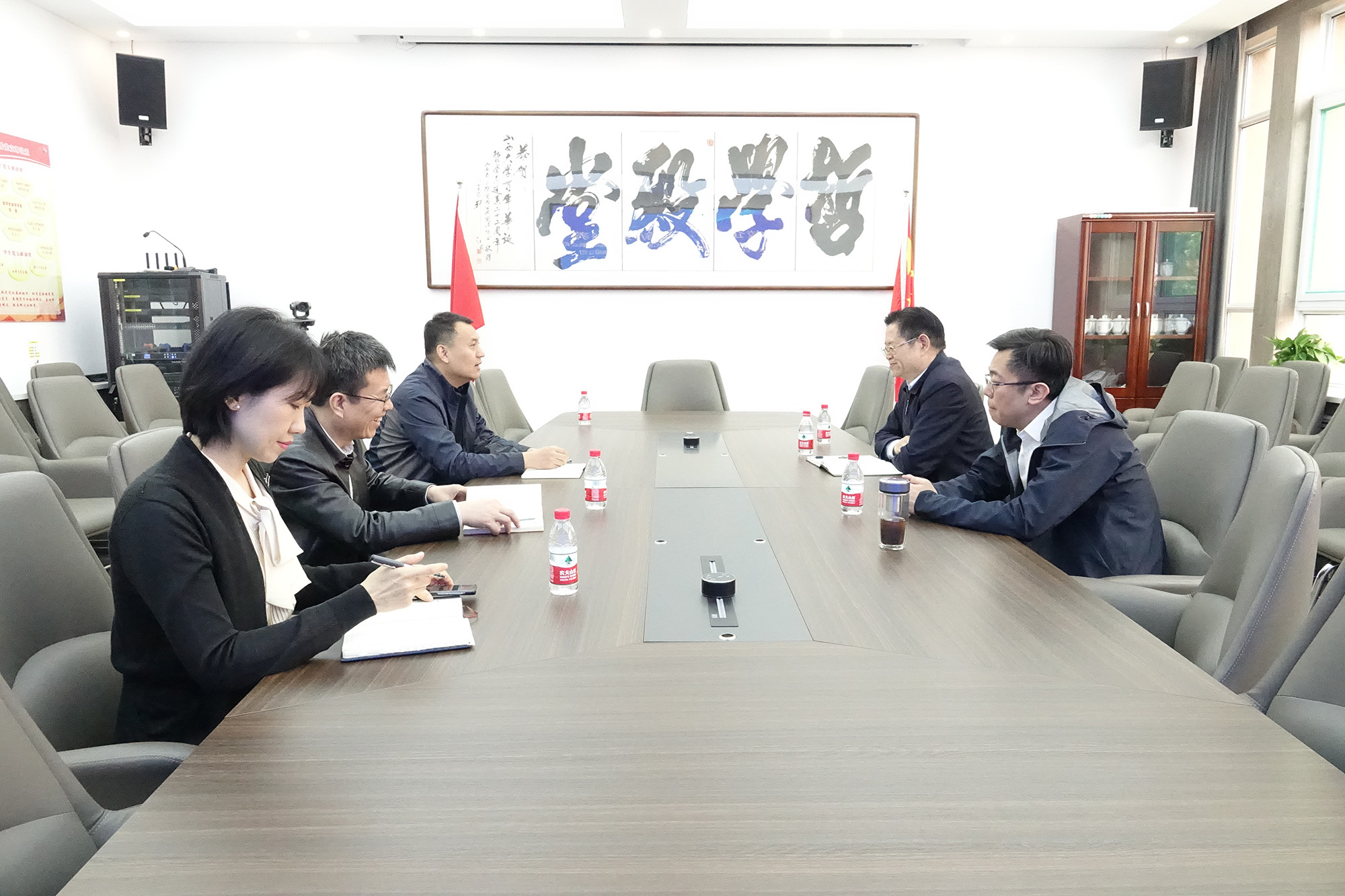 f5b2a715d817406bb5a3c758958b851b.jpg f5b2a715d817406bb5a3c758958b851b.jpg