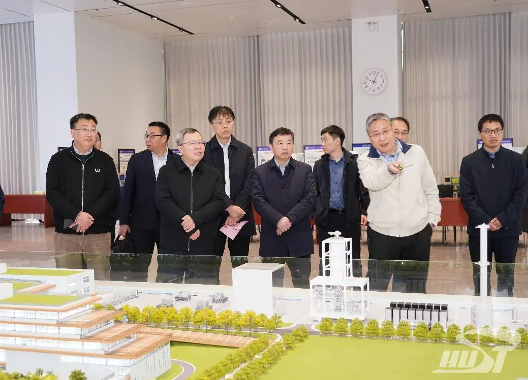 95ea1769dc384433874db61f5240451c.png 95ea1769dc384433874db61f5240451c.png