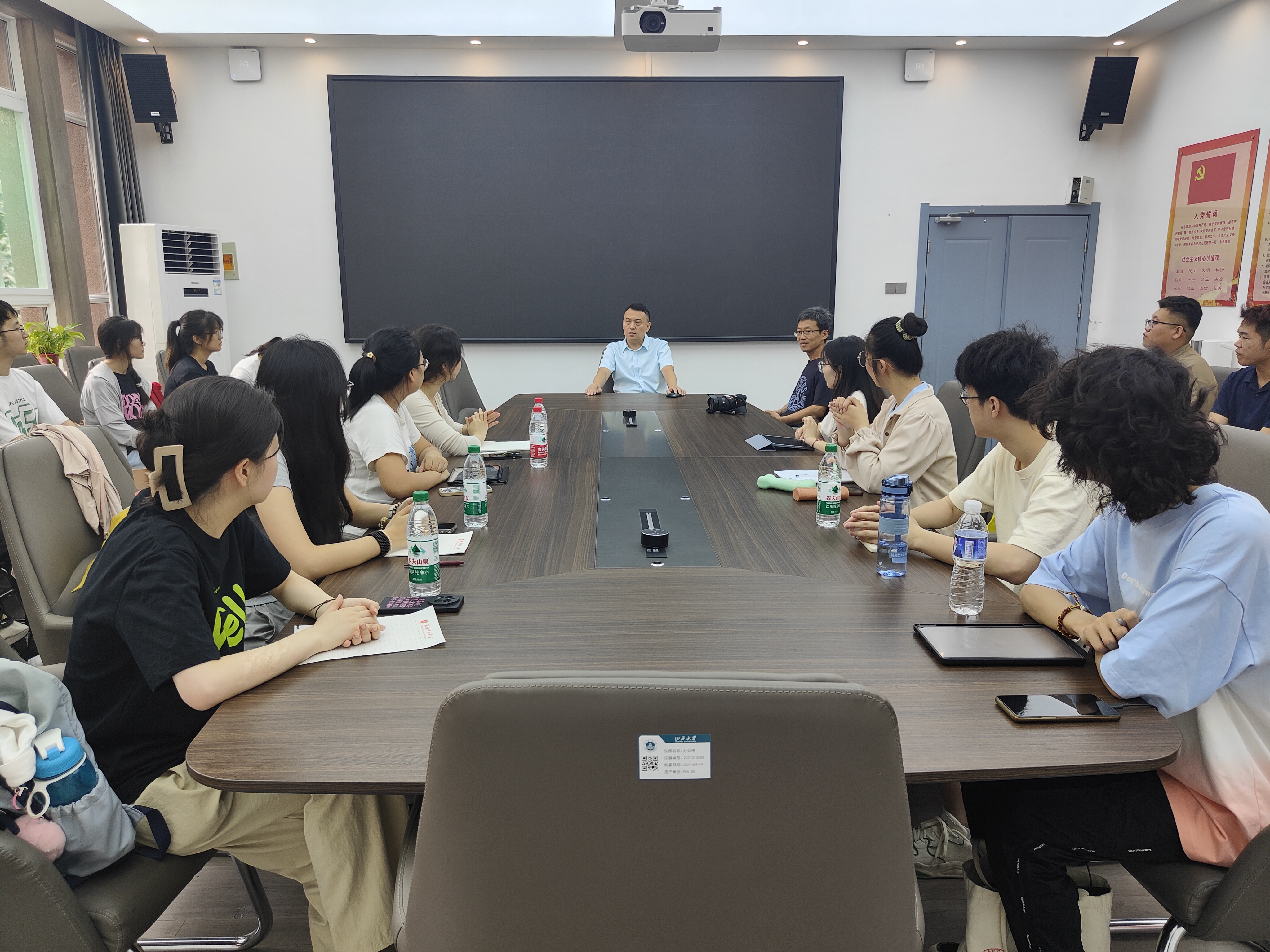 d0f0d04ff1a84148836cd227299b13e6.jpg d0f0d04ff1a84148836cd227299b13e6.jpg